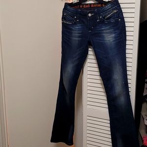 Cute rock revival jean. Like new. Great quality
